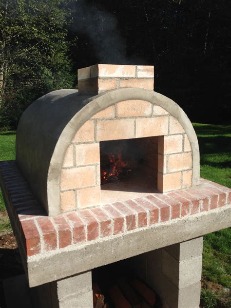 diy brick wood fired pizza oven ~ Adrien Vincik