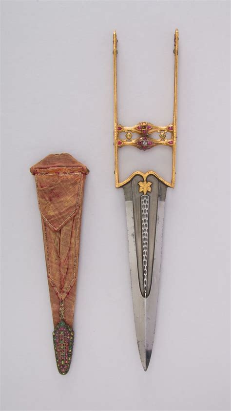 Dagger (Katar) with Sheath in 2020 | Dagger, Arms and armour, Arms