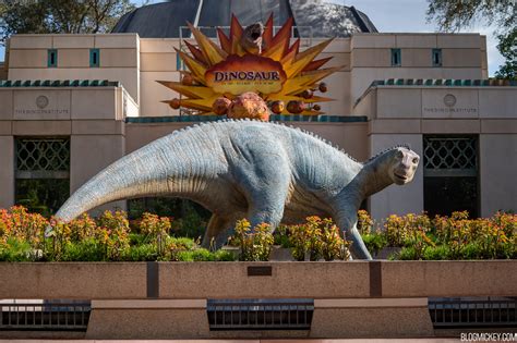 Refurbishment, Repainting of Iguanodon Completed at DINOSAUR in Animal ...