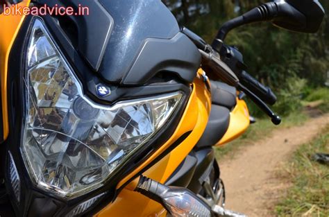 User Review Pulsar 200NS: Top Speed,Pics,Mileage,pros & cons