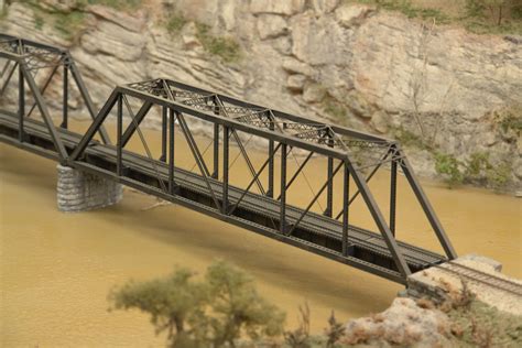 HO scale 1902 Bridge Kit. Found on www.CVMW.com | Model railway track ...