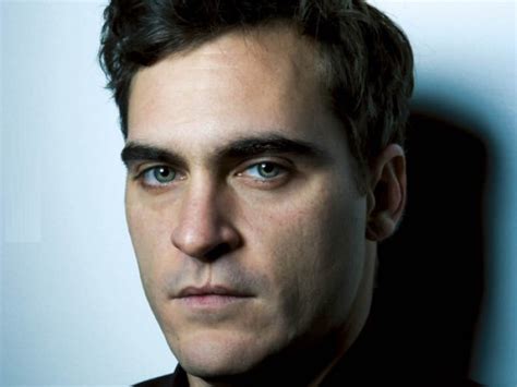 Joaquin Phoenix - Lip Scar-12 Celebrities With Scars And Deformities