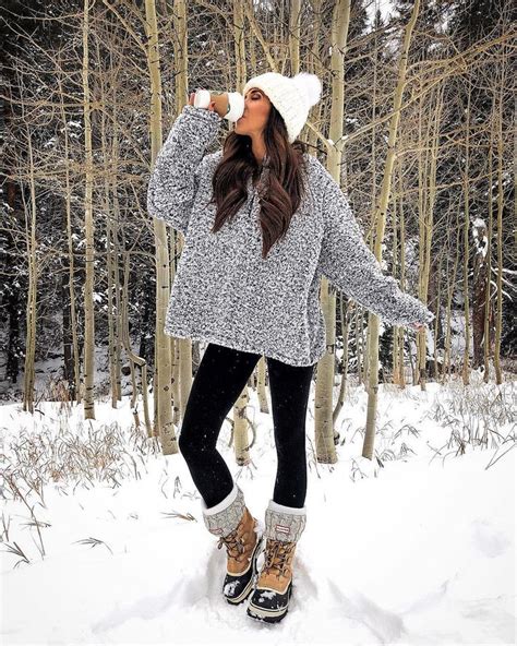 Snow day cute winter snow outfit | Snowing Outfit | Snow Outfit Ideas ...