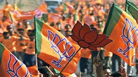 BJP will contest the MCD elections with the tagline 'Service Hi Chinta ...