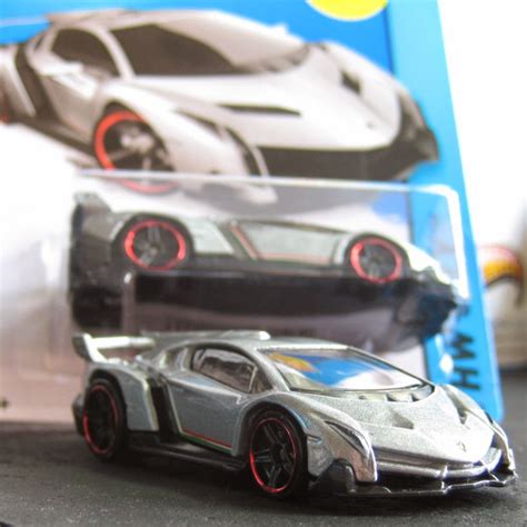 2015 Hot Wheels Lamborghini Veneno (Grey) – HW Workshop | Athar ...