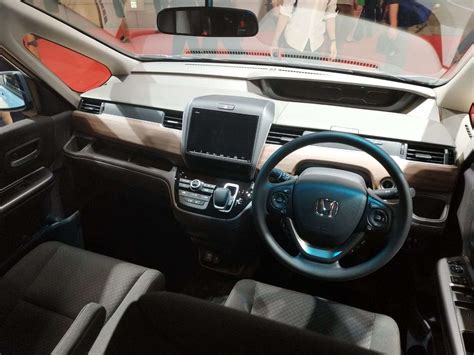 Interior Honda Freed 2020 - Pengepul Mobil