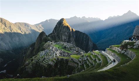 Machu Picchu Sunrise Worth it? Our opinion | Howlanders