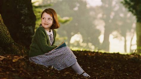 Georgie Henley on the Pressure of Playing Lucy in Narnia Movies ...