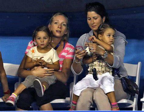 TopSpin: PHOTOS - Roger Federer's Wife Mirka & Twins at Australian Open ...