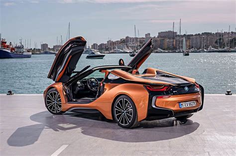 2018 BMW i8 Roadster convertible hybrid supercar image gallery ...