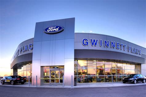 Using picture-perfect towers to unify more than 3,500 Ford dealerships ...