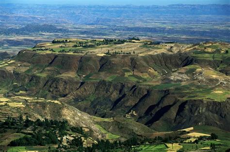 NATURALEZA. El Valle del Rift: la gran grieta en la corteza del planeta ...