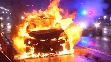 Car catches fire after minor accident on Edens Expressway - ABC7 Chicago