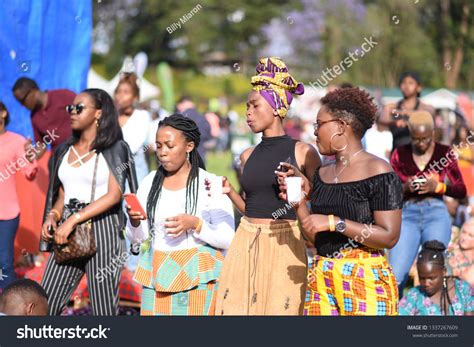 Nairobi Kenya -1142018 Young People Enjoying Stock Photo 1337267609 ...