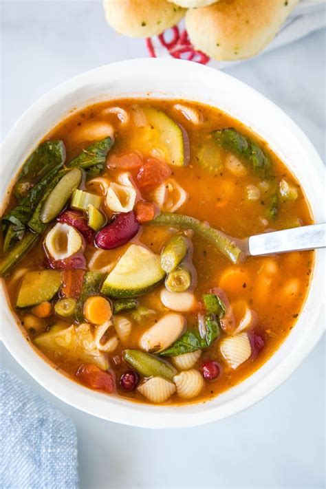 Olive Garden Minestrone Soup Recipe - Food Fanatic