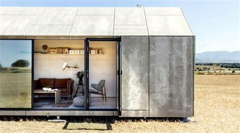 Contemporary prefab house shows the new trends in the prefabricated ...