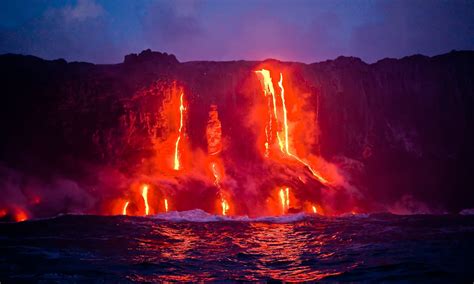 Hawaii Volcanoes National Park - Lava Flow | Hilton Mom Voyage