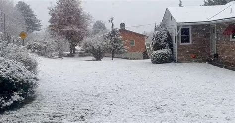 First snow of the season seen in parts of Massachusetts - CBS Boston