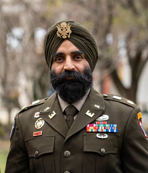 Soldier finds balance with Sikh faith and Army service | Article | The ...