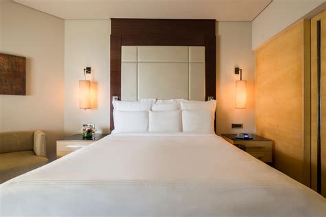 JW Marriott Mumbai Juhu Hotel - Deals, Photos & Reviews