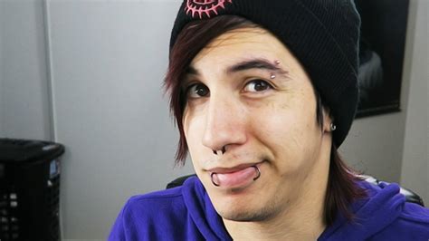 ENTOAN WITHOUT PIERCINGS?!? - Reading Your Comments - YouTube