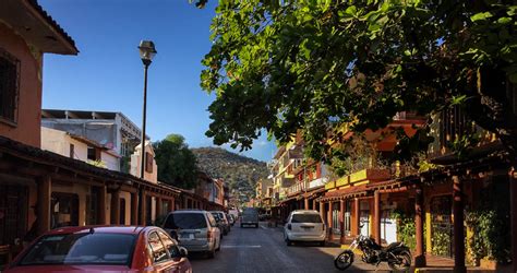 Zihuatanejo - A charming town not without problems - ExpatOrNot