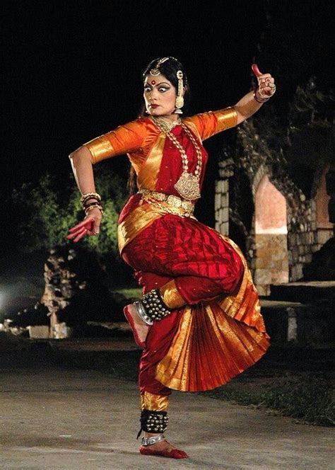 Pin by Ajaya Das on Sudha Chandran ... Mahalakshmi incarnate | Dance ...