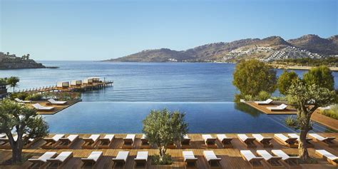 Beach & Pools (Bodrum) | EDITION Hotels