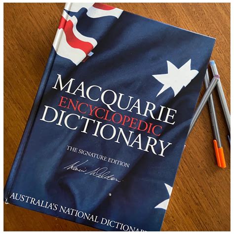 Macquarie Dictionary – WordyNerdBird