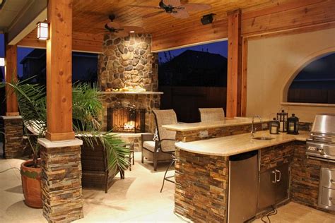 Awesome 20 Outdoor Kitchen Ideas With Hot Tub | Home Decorations Ideas