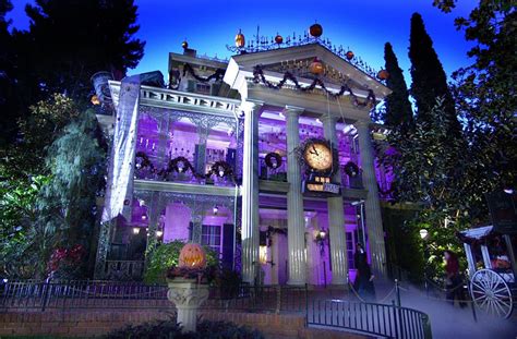 Disney Announces 'Haunted Mansion' Special, Toon Pilots