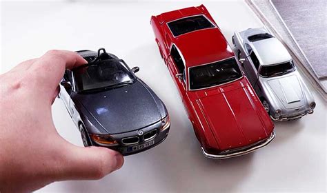 Realistic Toy Car Photography Tutorial (Practical lighting effects!)