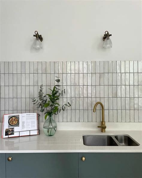 White Kitchen Tile ideas- 16 ways to freshen up your kitchen