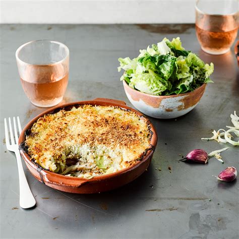 A quick and easy Smoked Mackerel & Leek Gratin recipe, from our ...