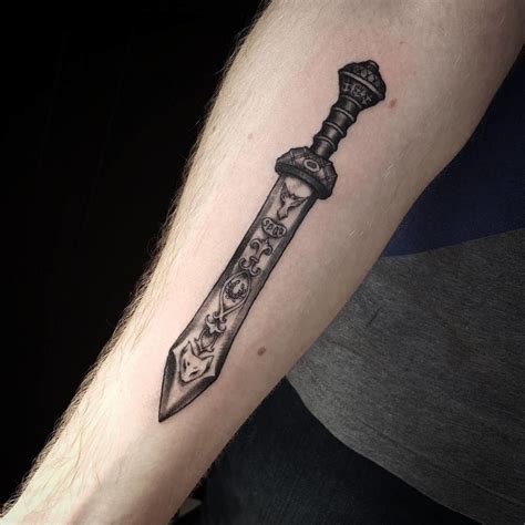 40 Flaunt Your Sense of Sophistication with These Sword Tattoo Ideas