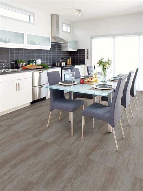 Vinyl Flooring Manufacturers and Suppliers in Delhi