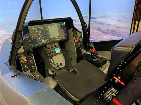 Cockpit simulator shows off the (partially) made-in-Utah F-35 Lightning ...