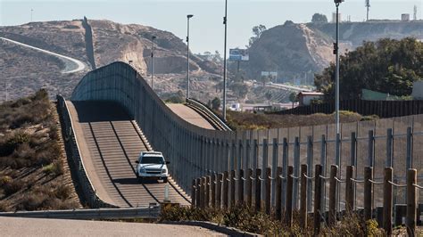 Mapping the Whole US-Mexico Border