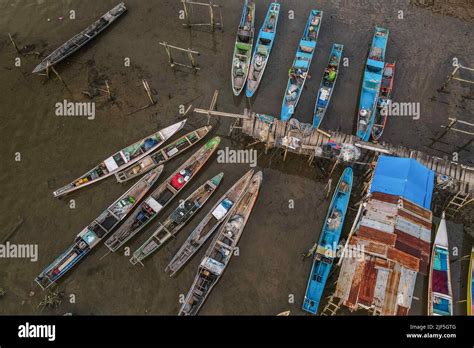 Coast of kendari hi-res stock photography and images - Alamy