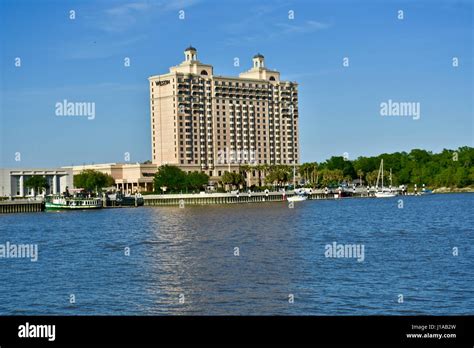 Savannah, Georgia Westin hotel on the Savannah waterfront Stock Photo ...