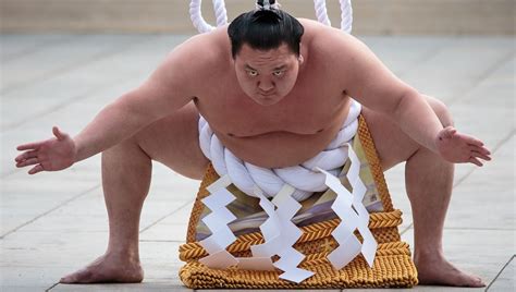 Grab the Chance to Sample Sumo with the Four Seasons in Tokyo