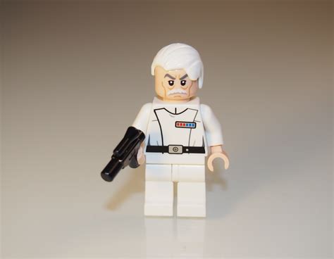 Bricklife | all about Lego | Admiral Yularen direct from UK