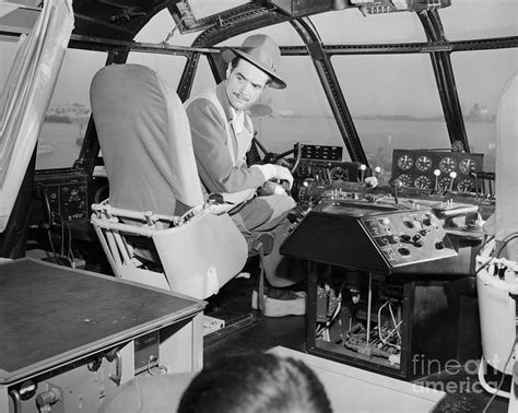 Howard Hughes In Cockpit Of Spruce Goose Photograph by Bettmann - Pixels