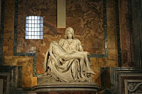 Pietà — The Michelangelo's sculpture masterpiece - Living + Nomads ...