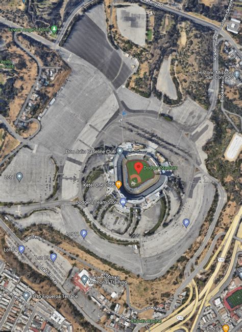 Dodger Stadium Parking Tips Guide in Los Angeles for 2024