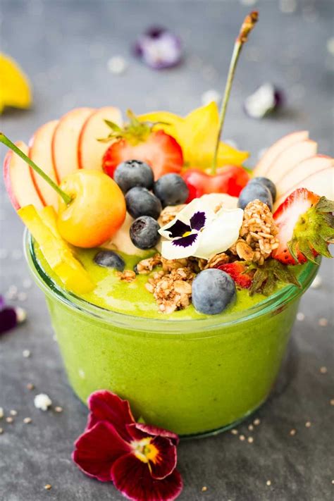 Green Smoothie Bowl - Green Healthy Cooking