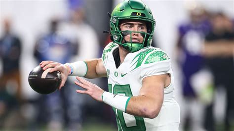 2023 Fiesta Bowl Preview: Liberty vs. Oregon - ESPN