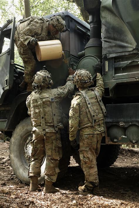 DVIDS - Images - U.S. Soldiers fill oil into a M984A4 recovery truck ...