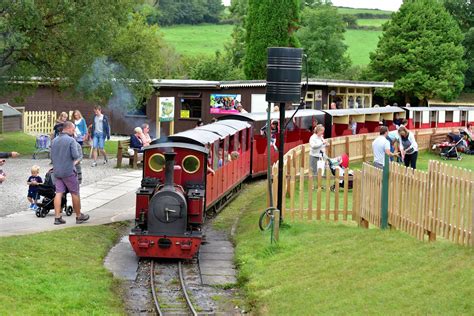 Lappa Valley Steam Railway | Day Out With The Kids