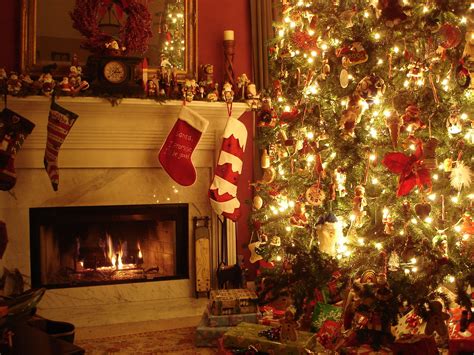 Cozy Christmas Rooms to Inspire Your Holiday